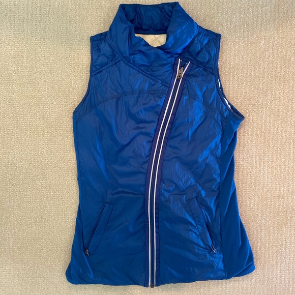lululemon athletica Jackets & Blazers - Lululemon Lightweight Down Sleeveless Vest Size 6